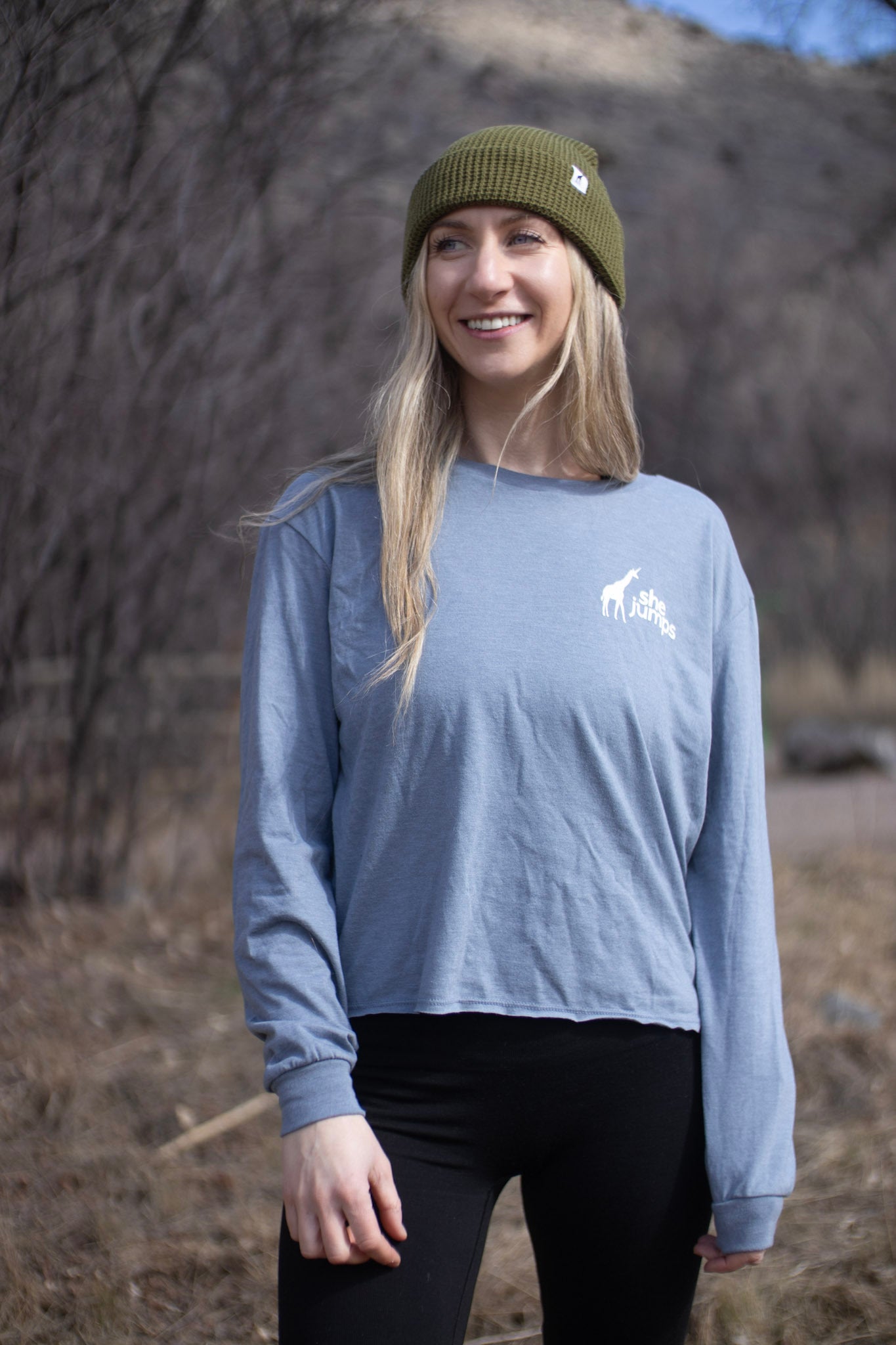 SheJumps Adventure Midi Long Sleeve Tee